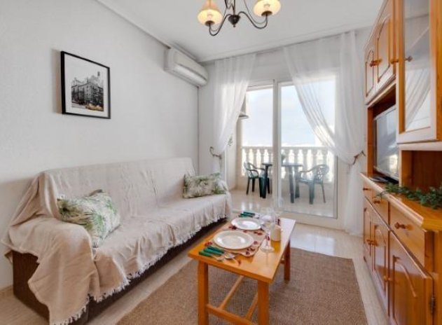 Resale - Apartment / flat - Torrevieja - Centro