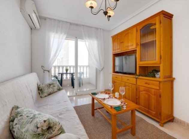 Resale - Apartment / flat - Torrevieja - Centro