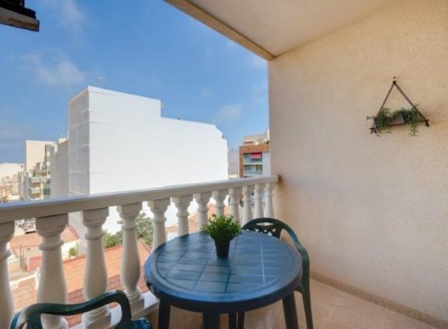 Resale - Apartment / flat - Torrevieja - Centro