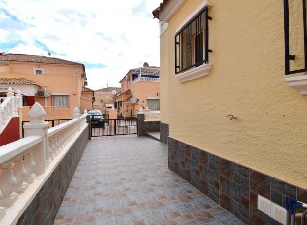 Herverkoop - Quad House - Orihuela Costa - Playa Flamenca