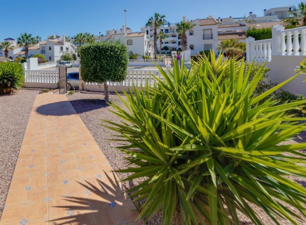 Herverkoop - Villa - Orihuela Costa - Los Dolses