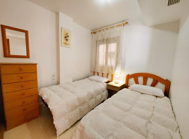 Resale - Apartment / flat - Torrevieja - Playa de los Locos