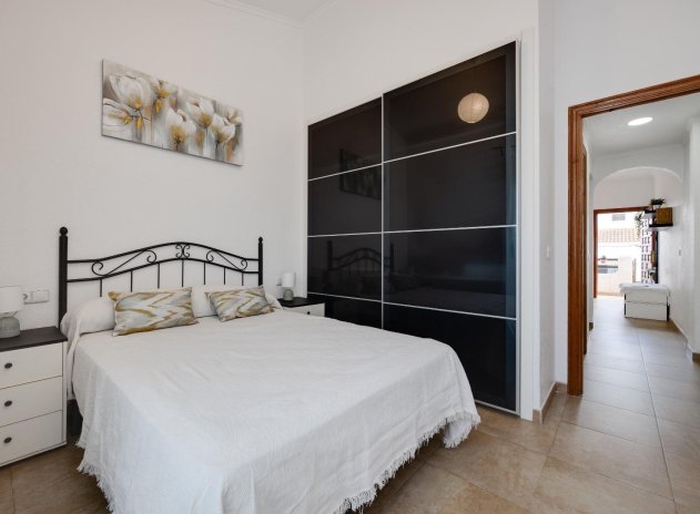 Resale - Bungalow - Torrevieja - Los Frutales