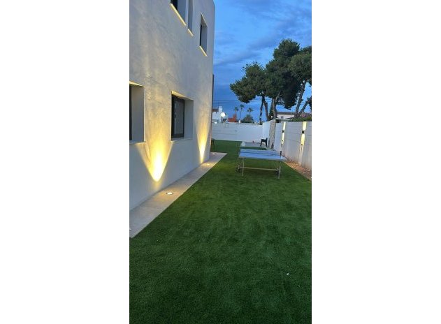 Resale - Terraced house - Torrevieja - Center