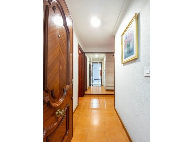 Resale - Apartment / flat - Torrevieja - Puerto