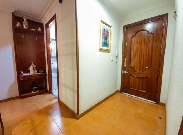 Revente - Appartement - Torrevieja - Puerto