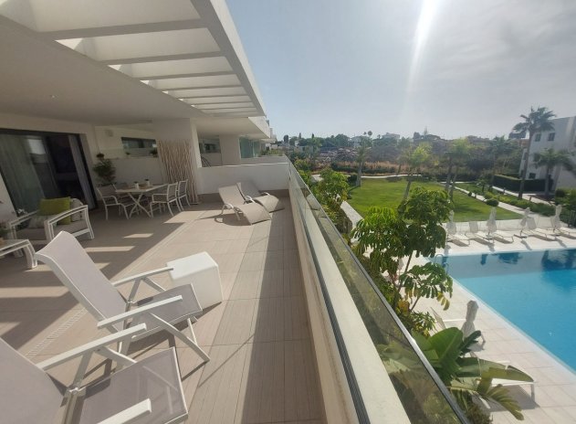 Resale - Apartment / flat - Estepona - Costa del Sol