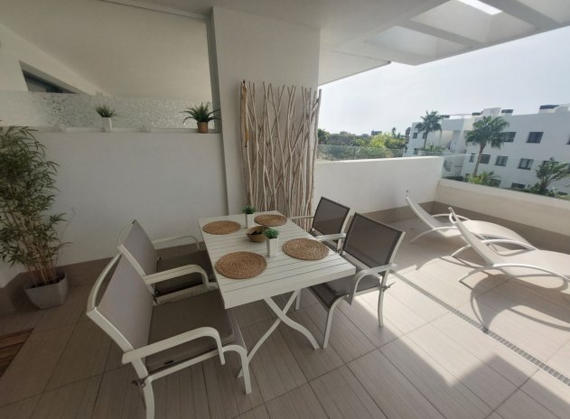 Resale - Apartment / flat - Estepona - Costa del Sol