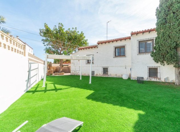 Reventa - Villa - Orihuela Costa - Punta Prima