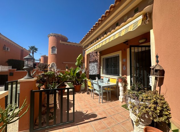 Resale - Villa - Orihuela - Playa Flamenca