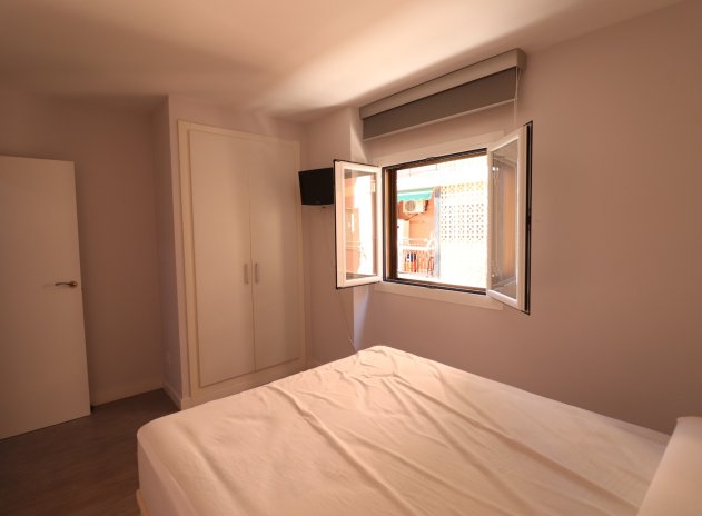 Reventa - Apartamento / piso - Torrevieja - Playa Del Cura