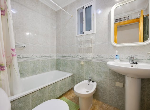 Reventa - Apartamento / piso - Torrevieja - Acequion