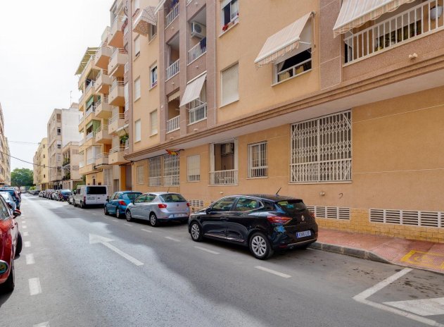 Herverkoop - Appartement / flat - Torrevieja - Acequion