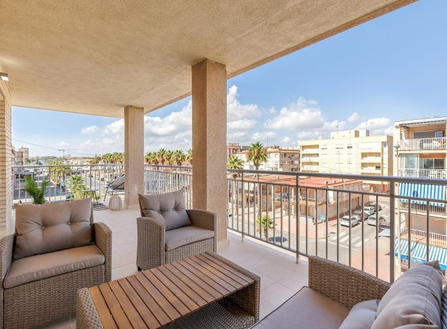 Wiederverkauf - Wohnung - Torrevieja - Playa de los Naufragos