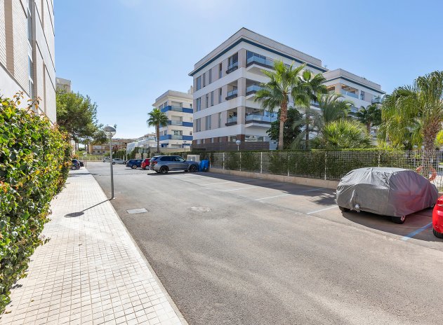 Resale - Apartment / flat - Orihuela Costa - Villamartín-Las Filipinas