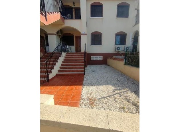 Resale - Bungalow - Torrevieja - Aguas nuevas 2