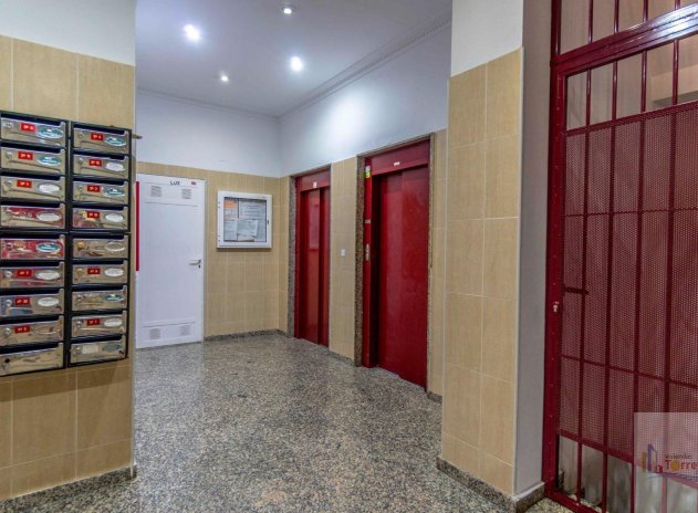 Herverkoop - Penthouse - Torrevieja - Centro