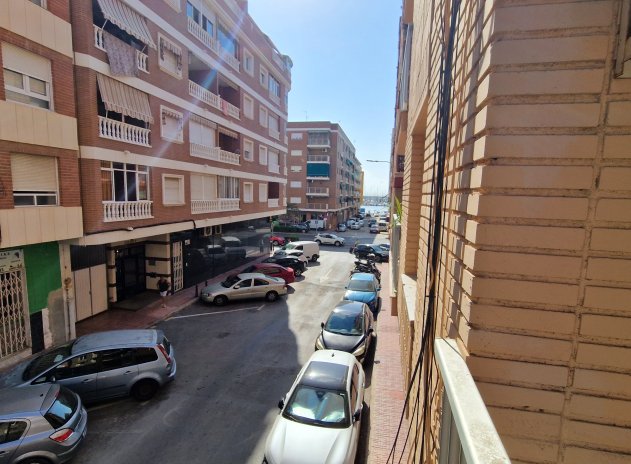 Wiederverkauf - Wohnung - Torrevieja - Acequion