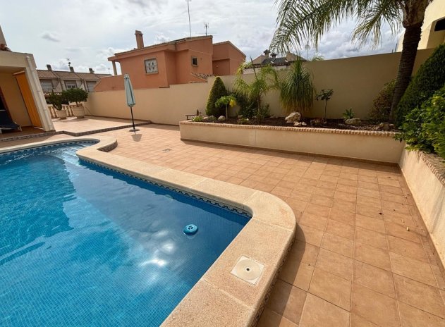 Wiederverkauf - Villa - Torrevieja Centro - Torrevieja