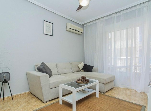 Herverkoop - Appartement / flat - Torrevieja - Acequion