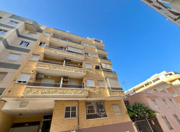 Neue Gebäude - Wohnung - Torrevieja - Playa del cura