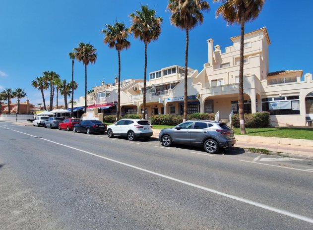 Resale - Bungalow - Orihuela Costa - Playa Flamenca Norte