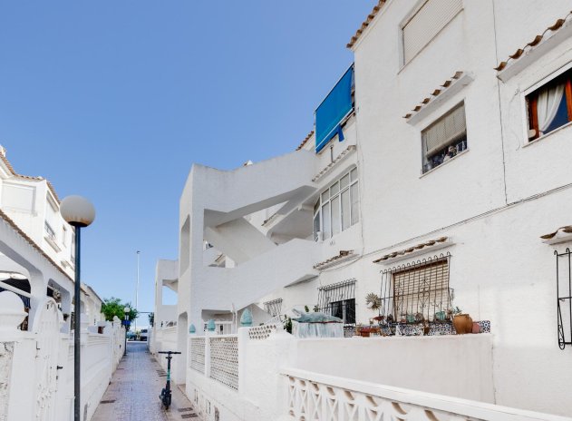 Herverkoop - Bungalow - Torrevieja - Playa de los Naufragos