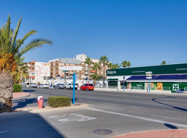 Herverkoop - Bungalow - Torrevieja - Playa de los Naufragos