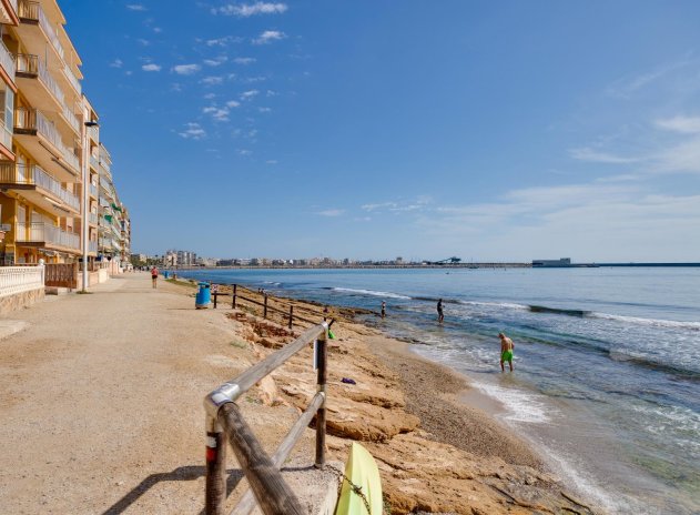 Wiederverkauf - Bungalow - Torrevieja - Playa de los Naufragos