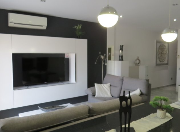 Revente - Appartement - Guardamar del Segura - Urbanizaciones