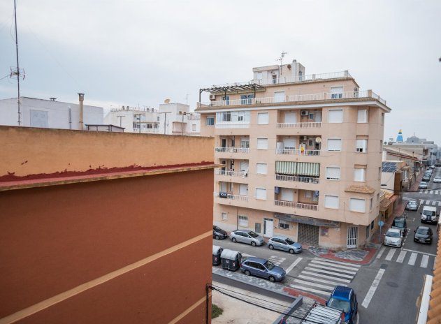 Resale - Apartment / flat - Torrevieja - Center