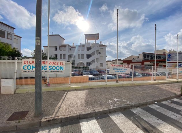 Resale - Commercial Unit - Orihuela Costa* - Villamartin*