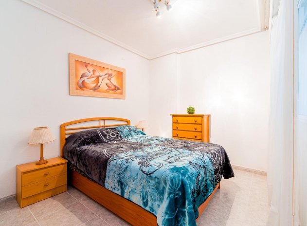 Herverkoop - Appartement / flat - Torrevieja - Estacion de autobuses