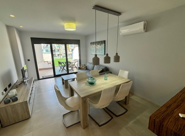 Resale - Apartment / flat - Guardamar del Segura - El Raso