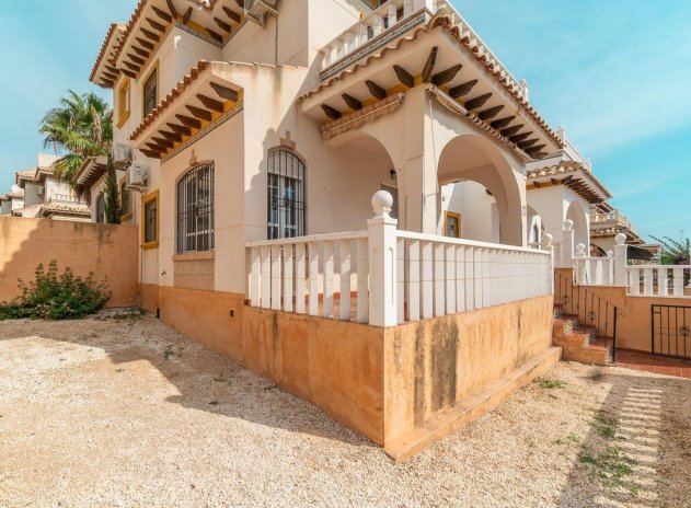 Resale - Villa - Orihuela Costa - Los Dolses