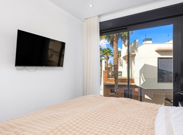 Resale - Villa - Alicante - Lomas de Cabo Roig