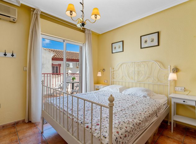 Herverkoop - Town House - Orihuela Costa - La Zenia