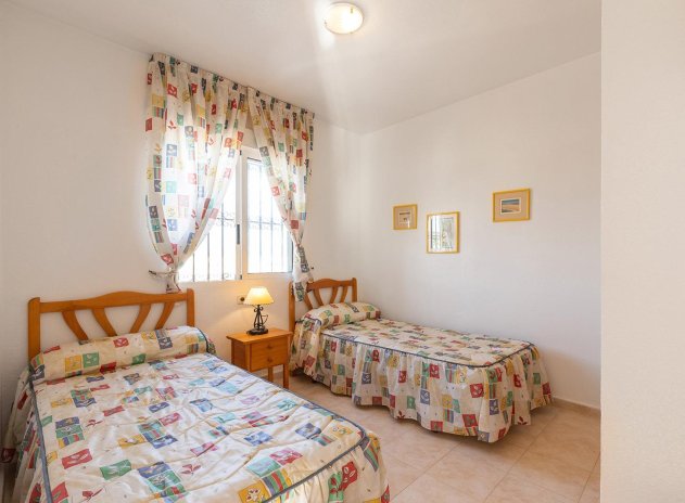 Resale - Apartment / flat - Orihuela Costa - La Zenia