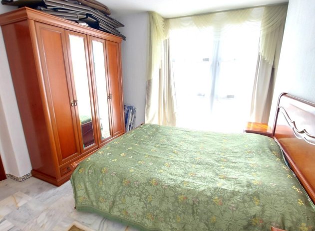 Resale - Apartment / flat - Torrevieja - Habaneras