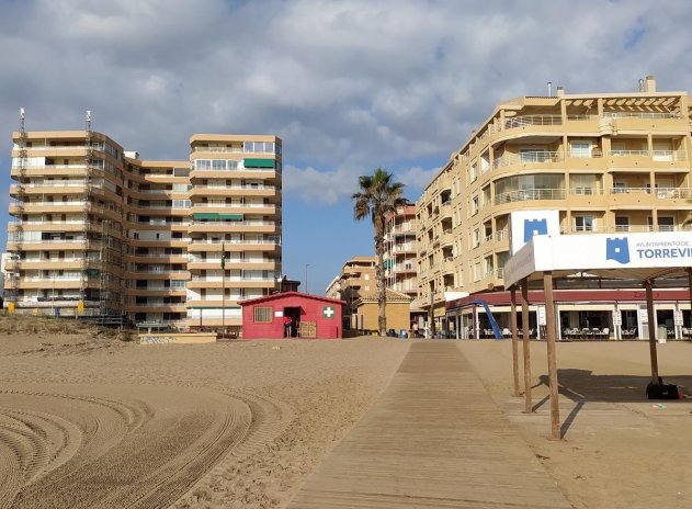 Wiederverkauf - Wohnung - Torrevieja - La Mata pueblo