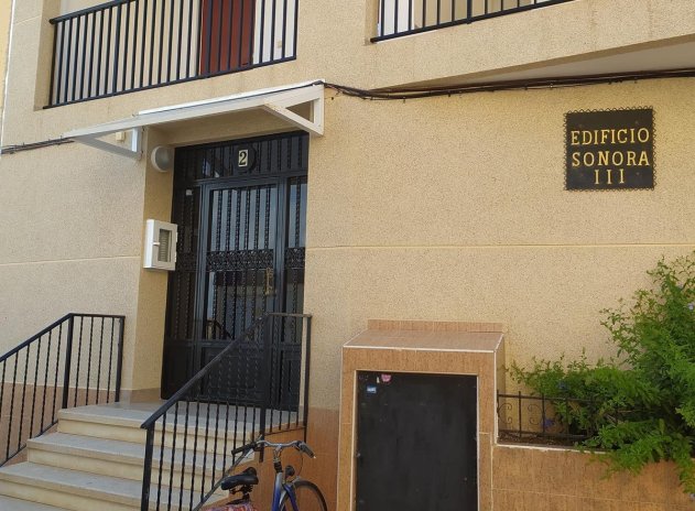 Wiederverkauf - Wohnung - Torrevieja - La Mata pueblo