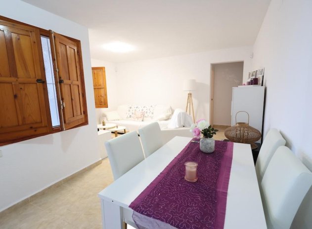 Resale - Bungalow - Orihuela Costa - Cabo Roig