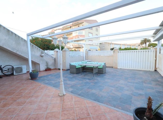 Resale - Bungalow - Orihuela Costa - Cabo Roig