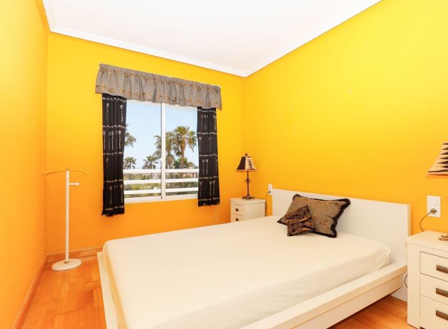 Herverkoop - Appartement / flat - Torrevieja - Cabo cervera