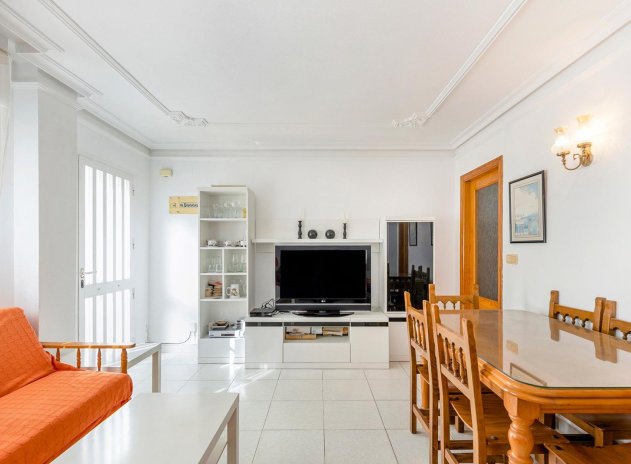 Herverkoop - Terraced house - Torrevieja - La Mata