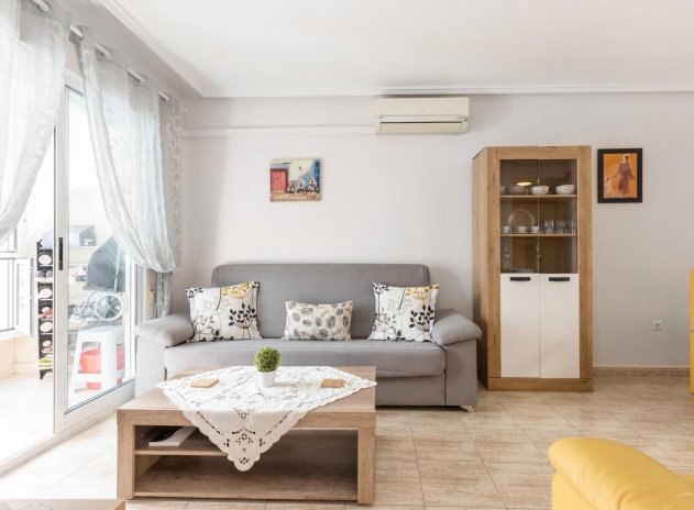 Reventa - Apartamento / piso - Torrevieja - Estacion de autobuses