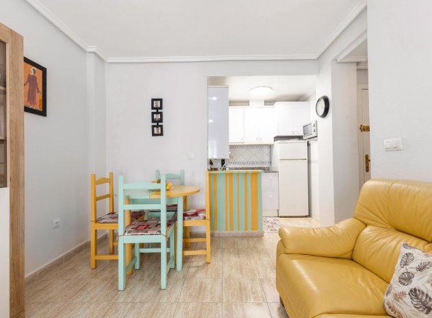 Herverkoop - Appartement / flat - Torrevieja - Estacion de autobuses