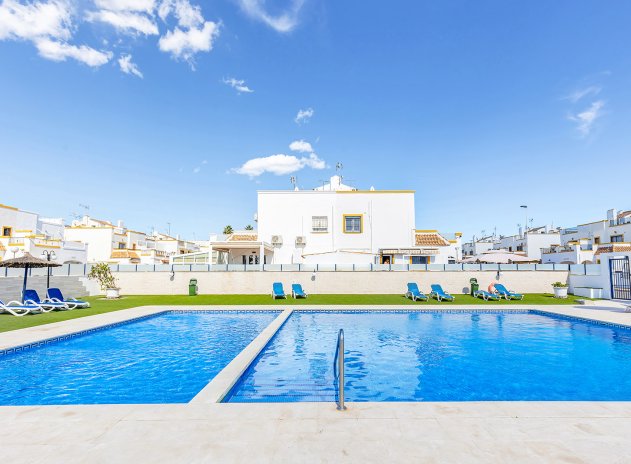 Herverkoop - Country Property - Torrevieja