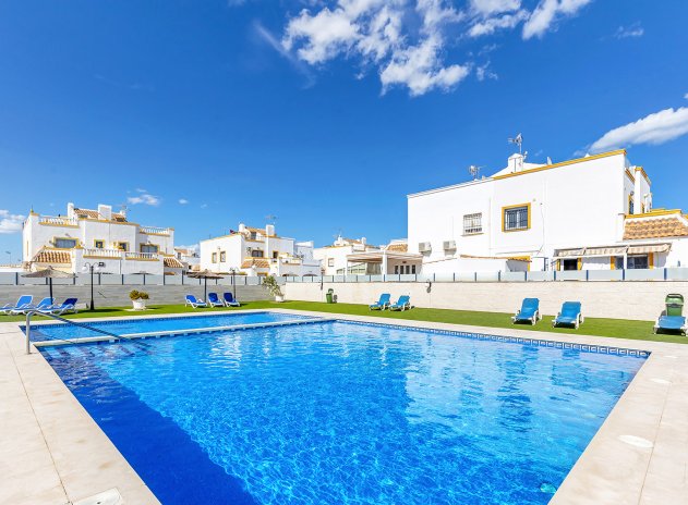 Herverkoop - Country Property - Torrevieja