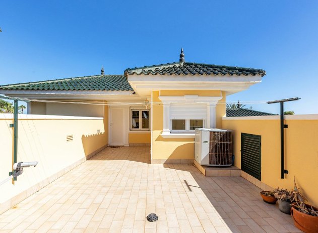 Wiederverkauf - Villa - Torrevieja - Torreta florida